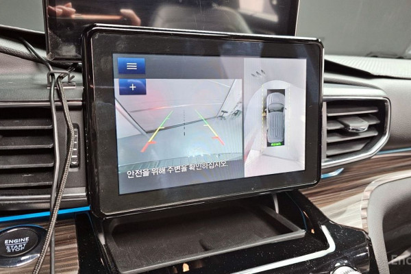 2022 Ford Explorer с пробегом 18 637 км