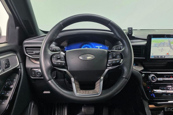 2022 Ford Explorer с пробегом 67 558 км