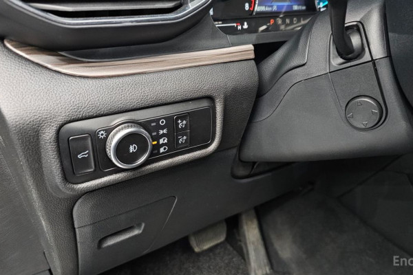 2023 Ford Explorer с пробегом 18 199 км