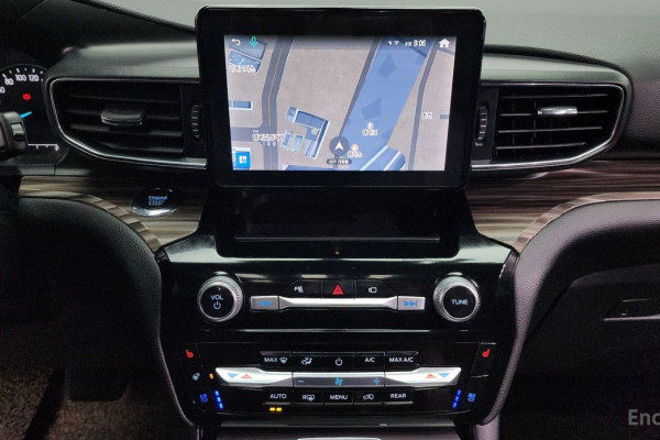 2022 Ford Explorer с пробегом 13 751 км