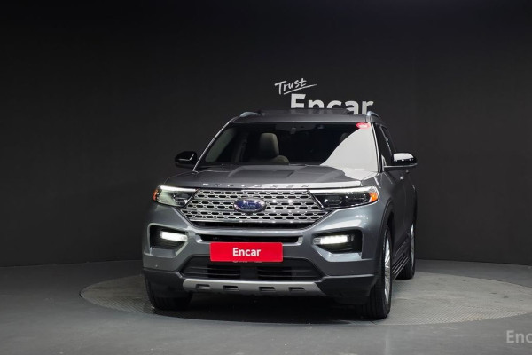 2023 Ford Explorer с пробегом 12 717 км