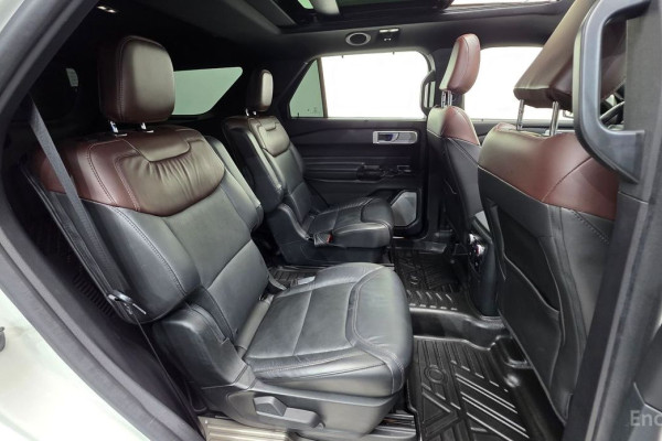 2022 Ford Explorer с пробегом 67 558 км