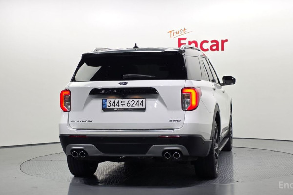 2022 Ford Explorer с пробегом 28 571 км