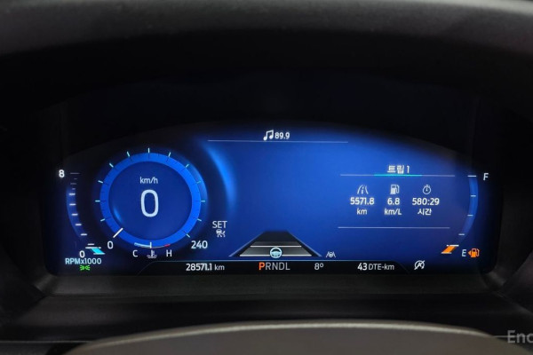 2022 Ford Explorer с пробегом 28 571 км