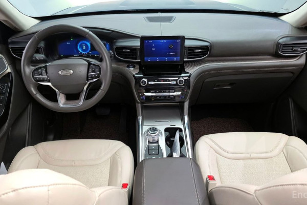 2022 Ford Explorer с пробегом 14 475 км