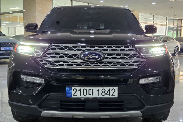 2022 Ford Explorer с пробегом 34 491 км
