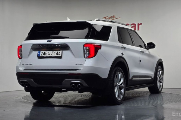 2023 Ford Explorer с пробегом 16 055 км