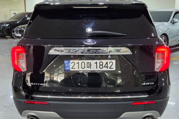 2022 Ford Explorer с пробегом 34 491 км