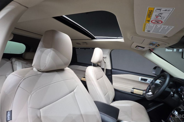 2023 Ford Explorer с пробегом 12 717 км