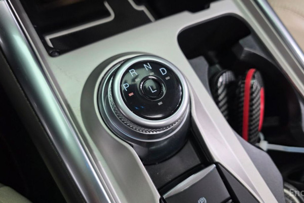 2022 Ford Explorer с пробегом 28 571 км