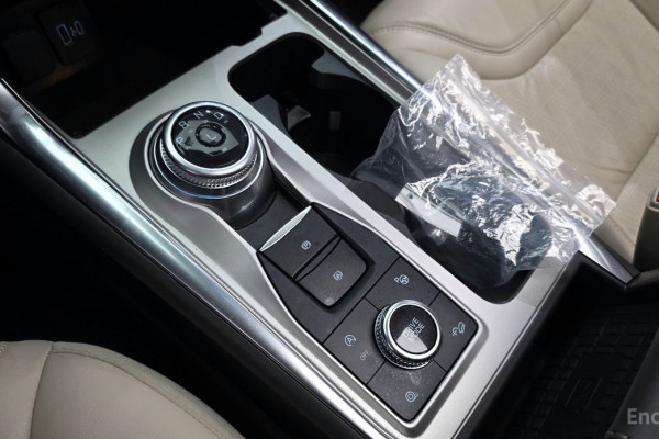 2022 Ford Explorer с пробегом 14 475 км