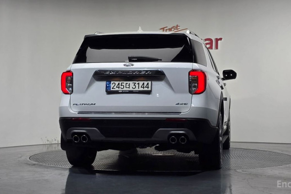 2023 Ford Explorer с пробегом 16 055 км