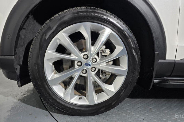 2023 Ford Explorer с пробегом 16 055 км