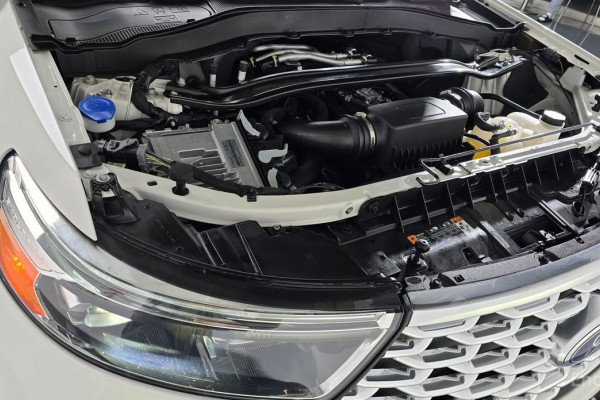 2023 Ford Explorer с пробегом 16 055 км