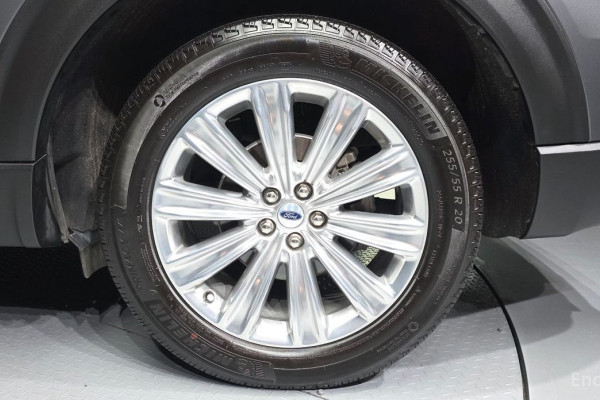 2022 Ford Explorer с пробегом 28 044 км