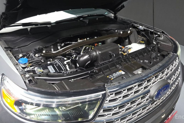 2022 Ford Explorer с пробегом 28 044 км