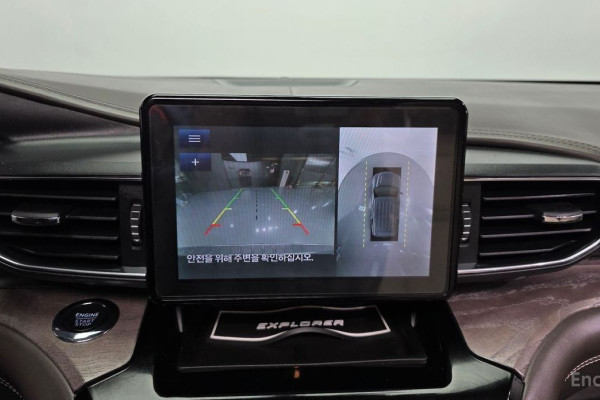 2022 Ford Explorer с пробегом 28 571 км