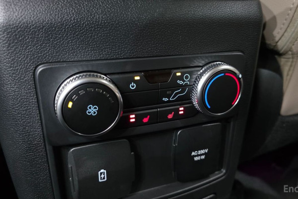 2023 Ford Explorer с пробегом 12 717 км