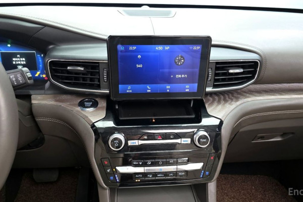 2022 Ford Explorer с пробегом 14 475 км