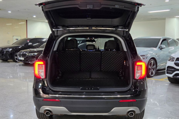 2022 Ford Explorer с пробегом 34 491 км