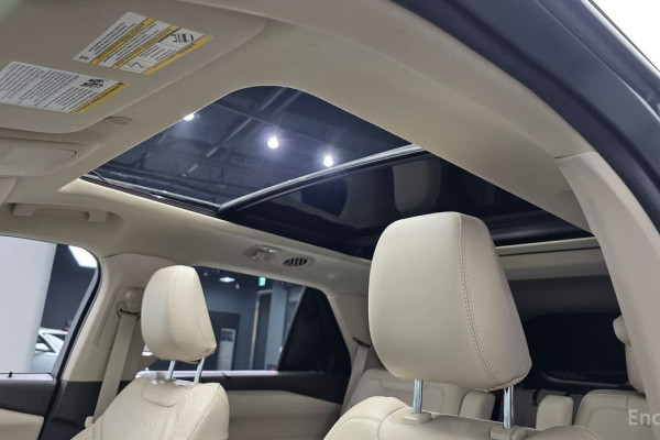 2022 Ford Explorer с пробегом 28 571 км