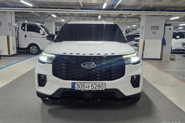 2024 Ford Explorer с пробегом 15 788 км