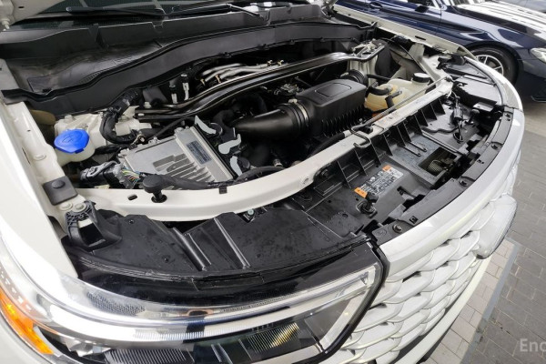 2022 Ford Explorer с пробегом 77 013 км