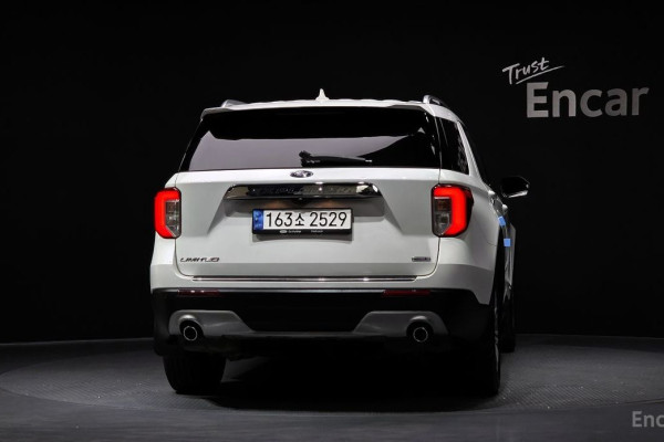 2022 Ford Explorer с пробегом 54 168 км