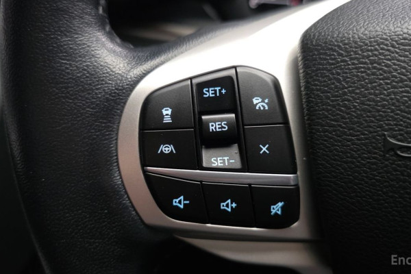 2022 Ford Explorer с пробегом 28 044 км