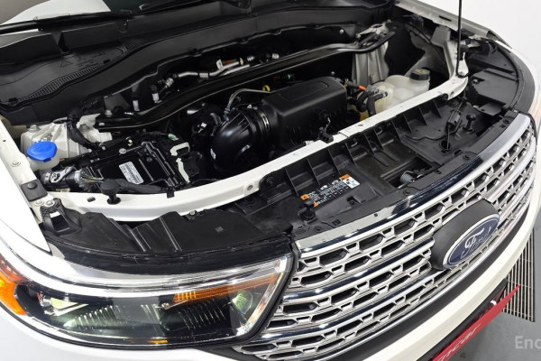 2023 Ford Explorer с пробегом 13 714 км