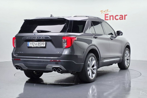 2023 Ford Explorer с пробегом 46 332 км