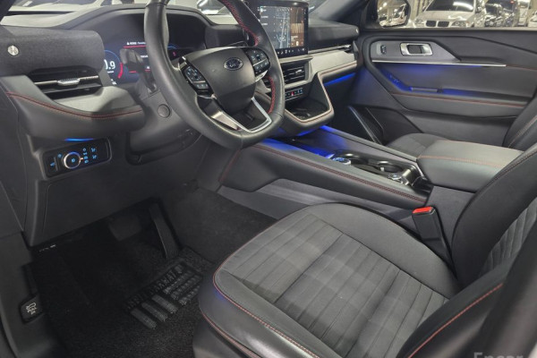 2024 Ford Explorer с пробегом 15 788 км