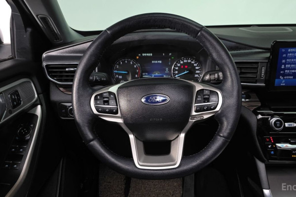 2022 Ford Explorer с пробегом 44 668 км