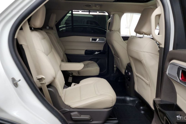 2022 Ford Explorer с пробегом 77 013 км