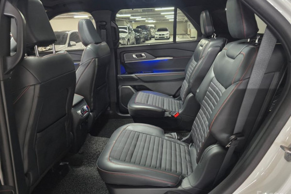 2024 Ford Explorer с пробегом 15 788 км