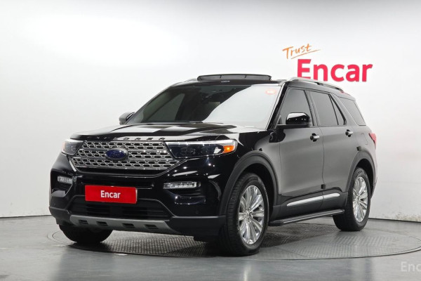 2022 Ford Explorer с пробегом 45 067 км