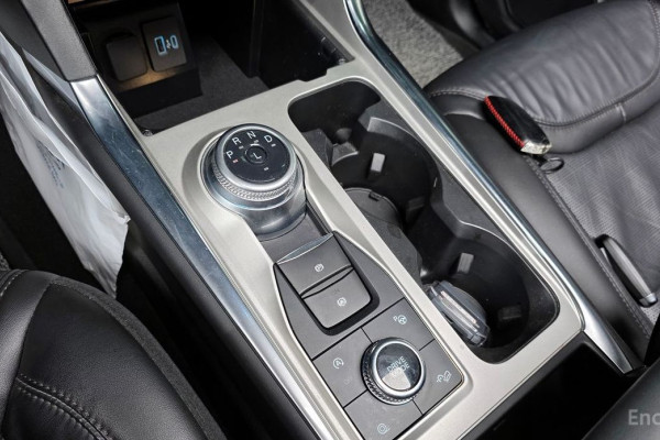 2023 Ford Explorer с пробегом 46 332 км