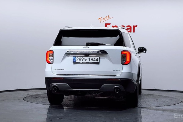 2022 Ford Explorer с пробегом 67 353 км