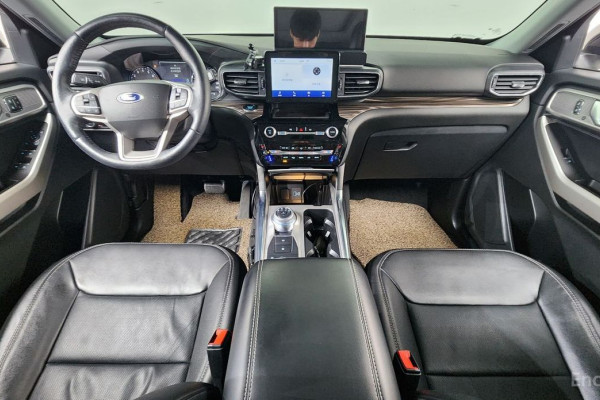 2022 Ford Explorer с пробегом 67 353 км