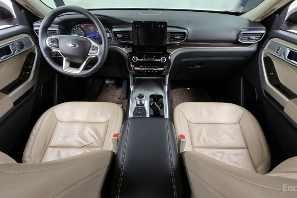 2022 Ford Explorer с пробегом 67 521 км