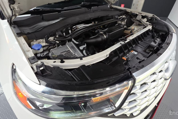 2022 Ford Explorer с пробегом 106 784 км