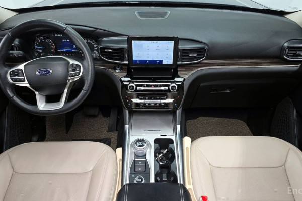 2022 Ford Explorer с пробегом 45 067 км