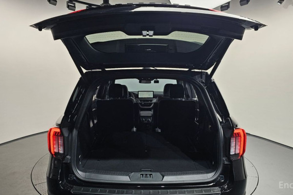 2024 Ford Explorer с пробегом 4 707 км