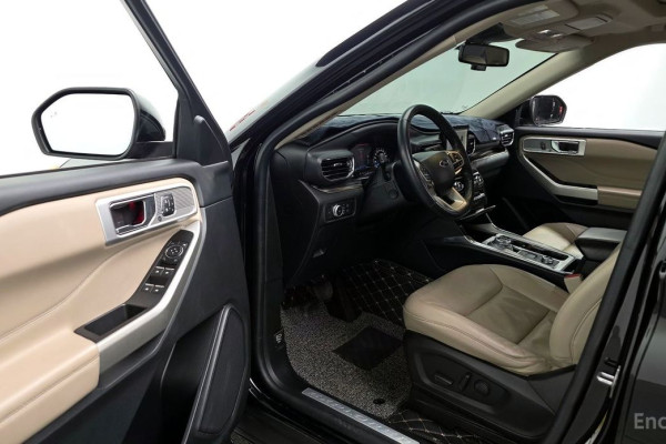 2022 Ford Explorer с пробегом 130 405 км