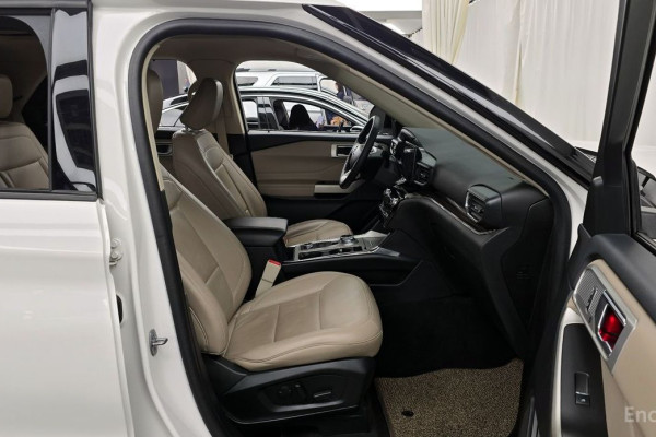 2022 Ford Explorer с пробегом 67 521 км