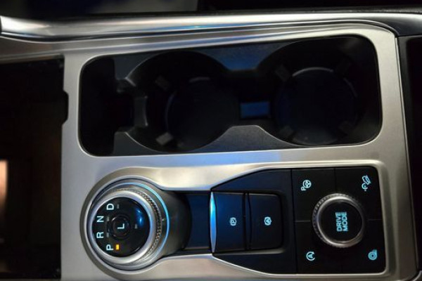 2022 Ford Explorer с пробегом 34 007 км