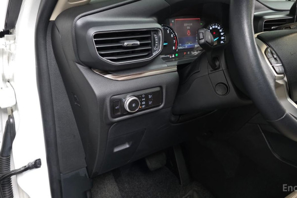 2023 Ford Explorer с пробегом 30 216 км