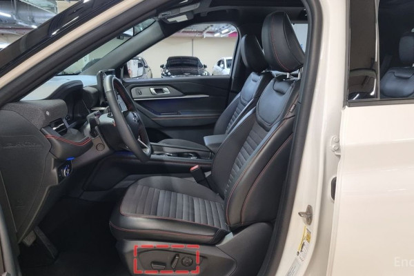 2024 Ford Explorer с пробегом 12 074 км