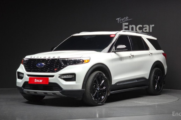 2022 Ford Explorer с пробегом 44 945 км