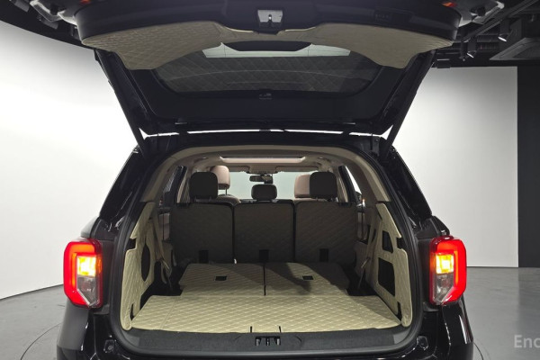 2022 Ford Explorer с пробегом 45 067 км